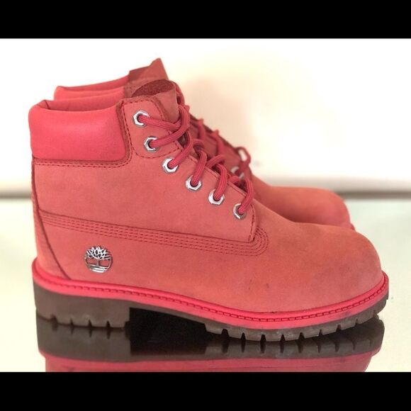 Timberland 6” Premium Waterproof Boots Girls SZ 2 - Picture 2 of 9